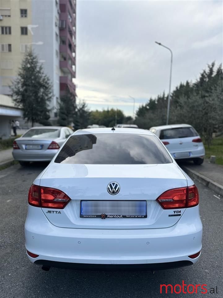 2014' Volkswagen Jetta photo #2