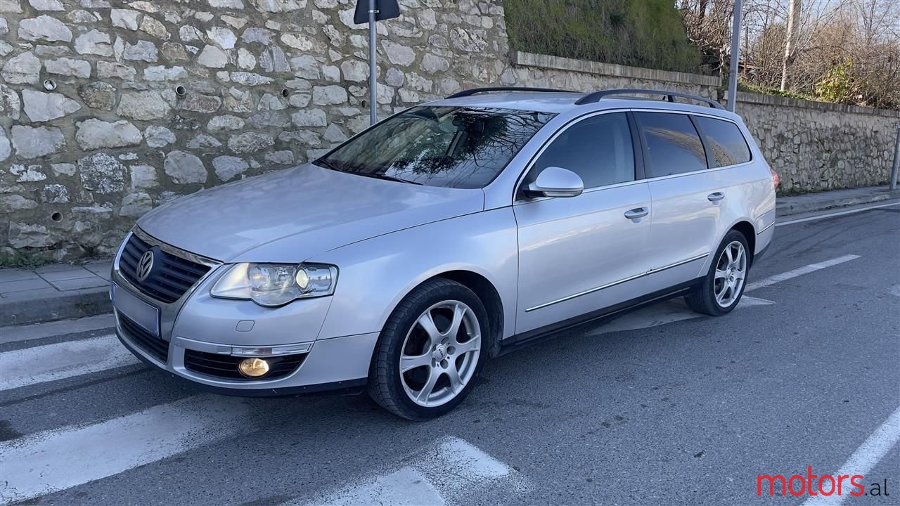 2005' Volkswagen Passat photo #1