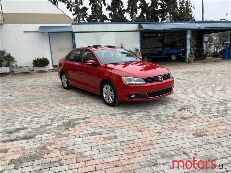 2013' Volkswagen Jetta photo #3