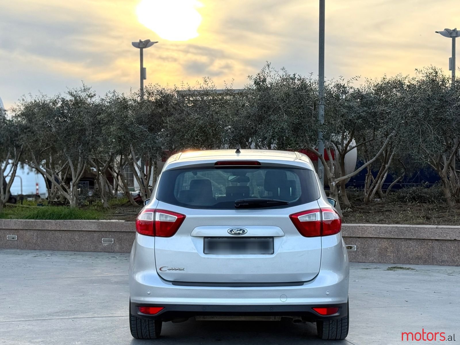 2015' Ford C-MAX photo #6