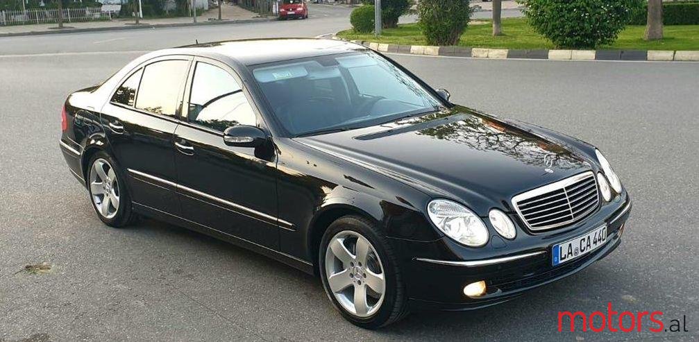 2006' Mercedes-Benz E 220 photo #1