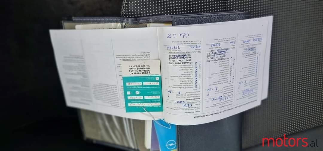 2006' Opel Astra photo #5