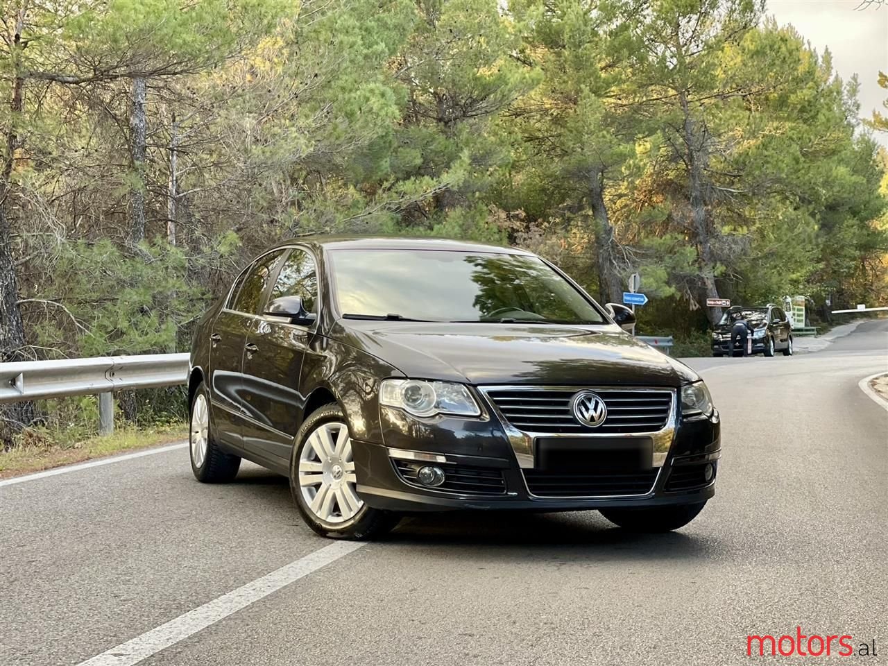 2007' Volkswagen Passat photo #3