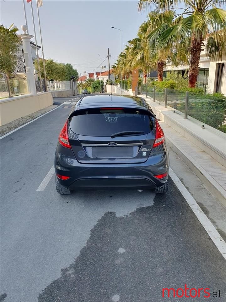 2010' Ford Fiesta photo #5