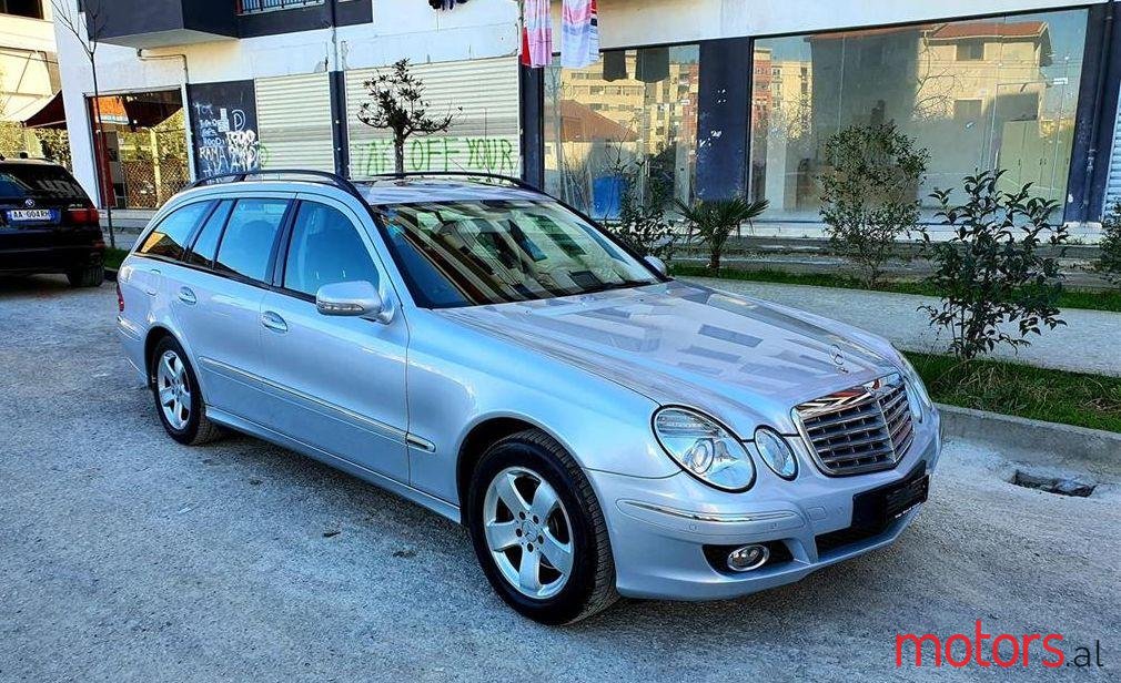 2007' Mercedes-Benz E 200 photo #1