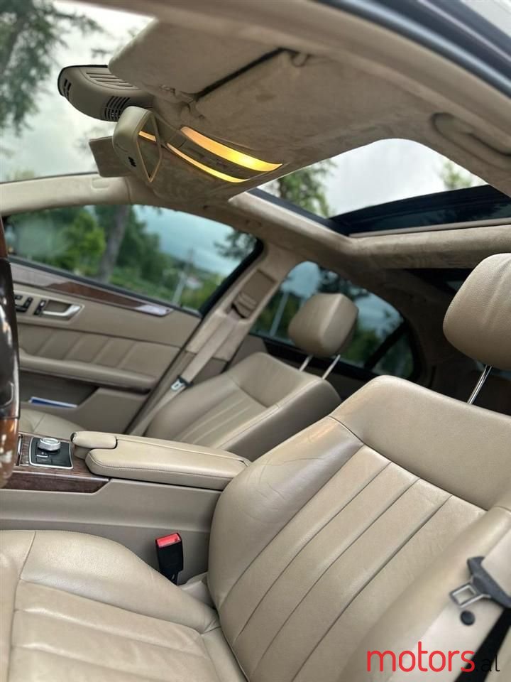 2012' Mercedes-Benz 350 photo #1