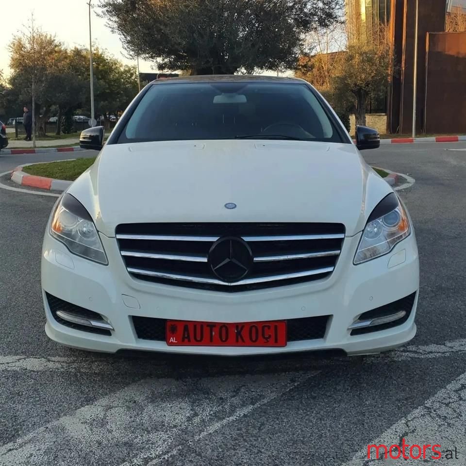 2011' Mercedes-Benz R 350 photo #2