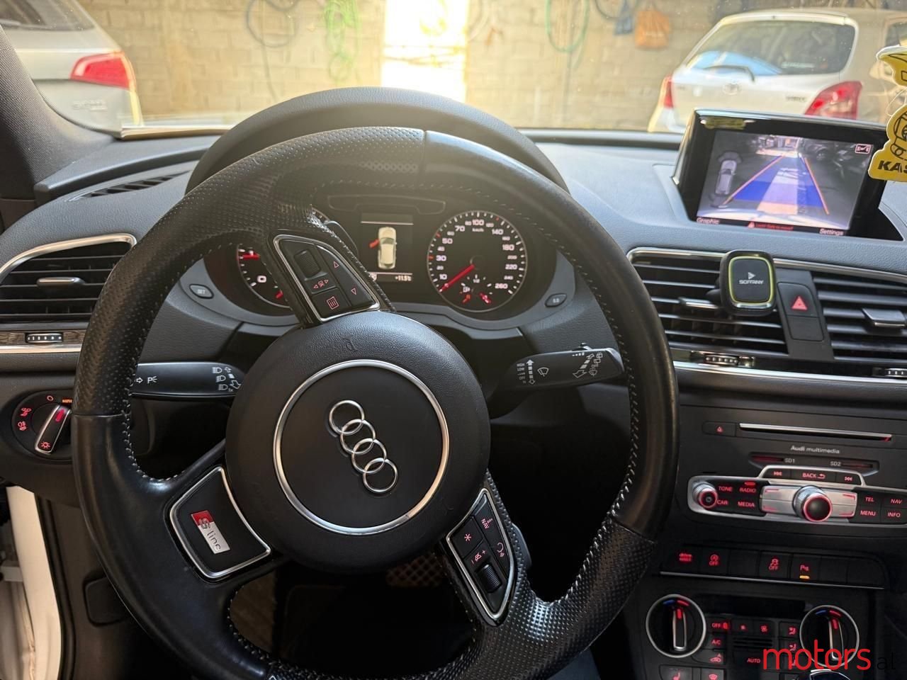 2016' Audi Q3 photo #4