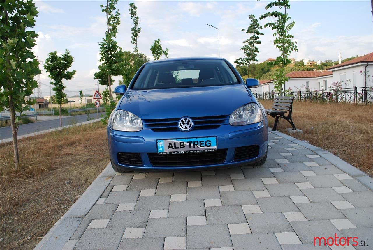 2005' Volkswagen Golf photo #5