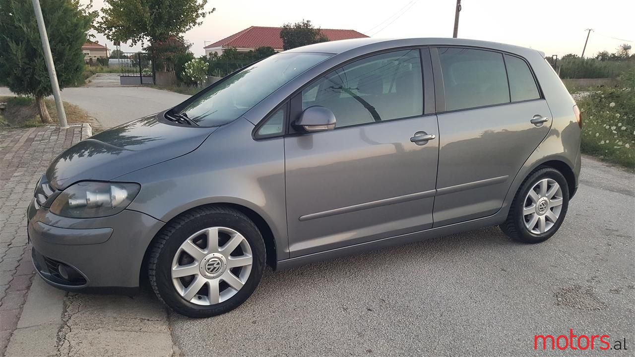 2005' Volkswagen Golf Plus photo #2