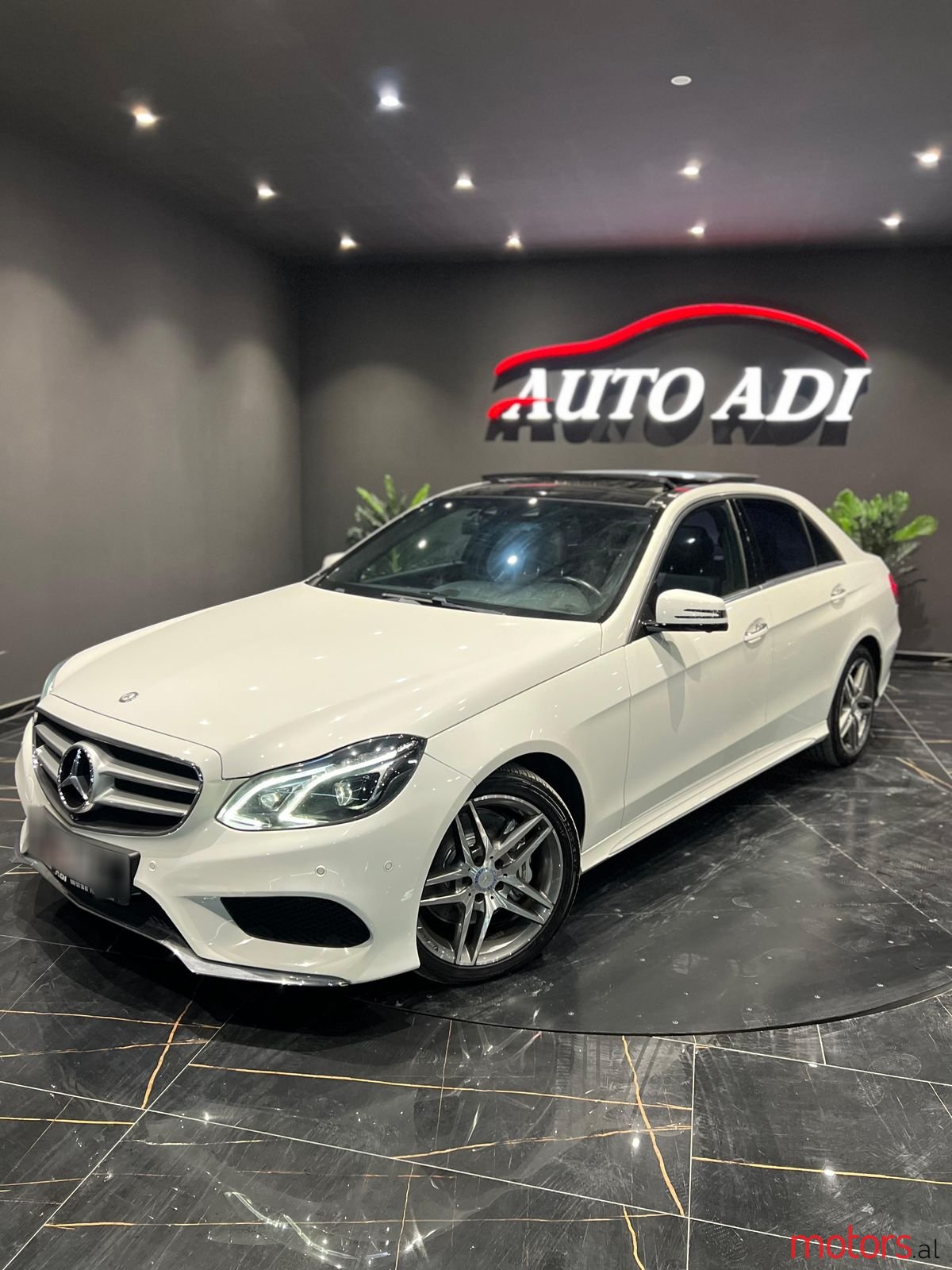 2015' Mercedes-Benz E 350 photo #1