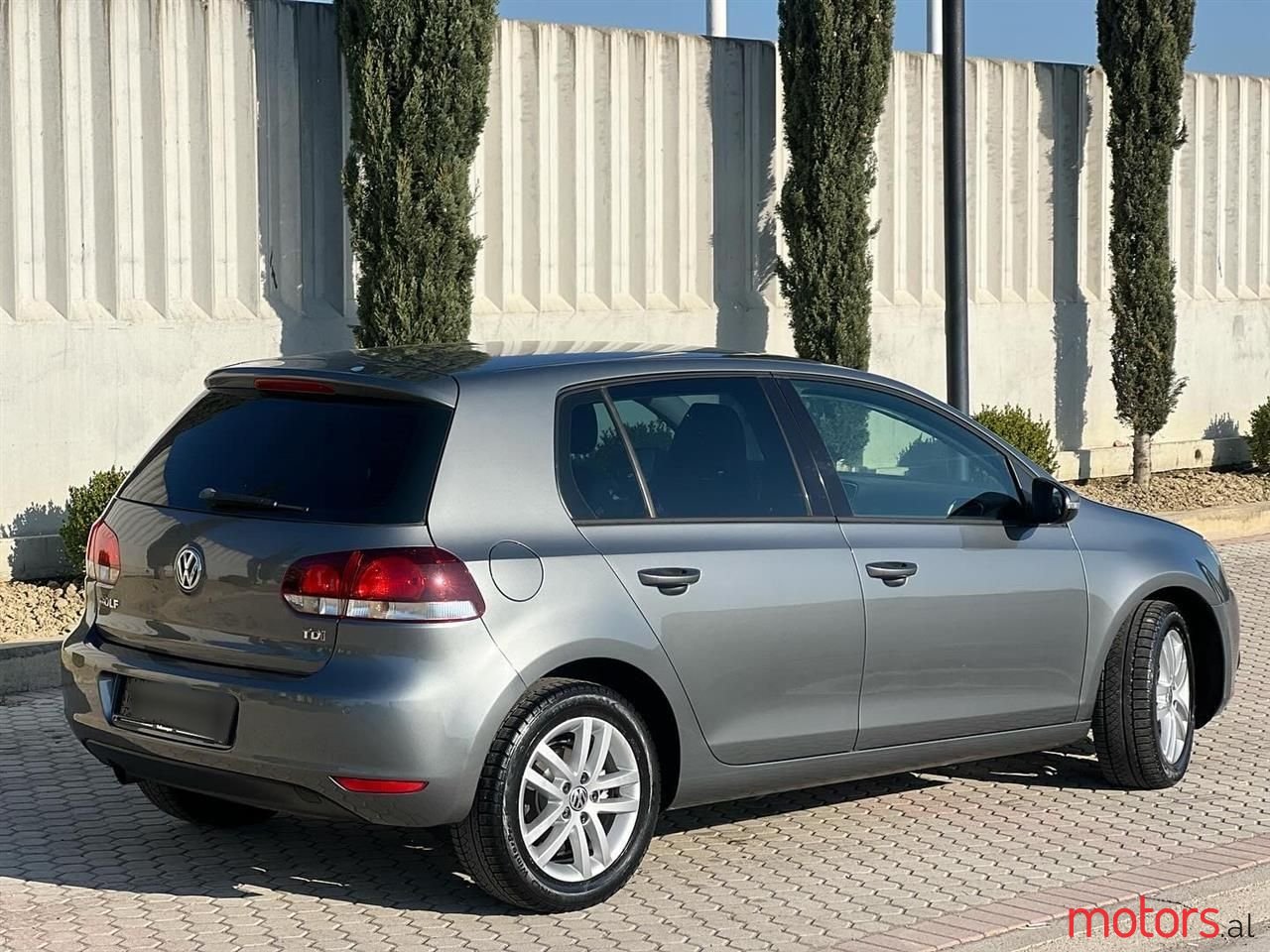 2012' Volkswagen Golf photo #5