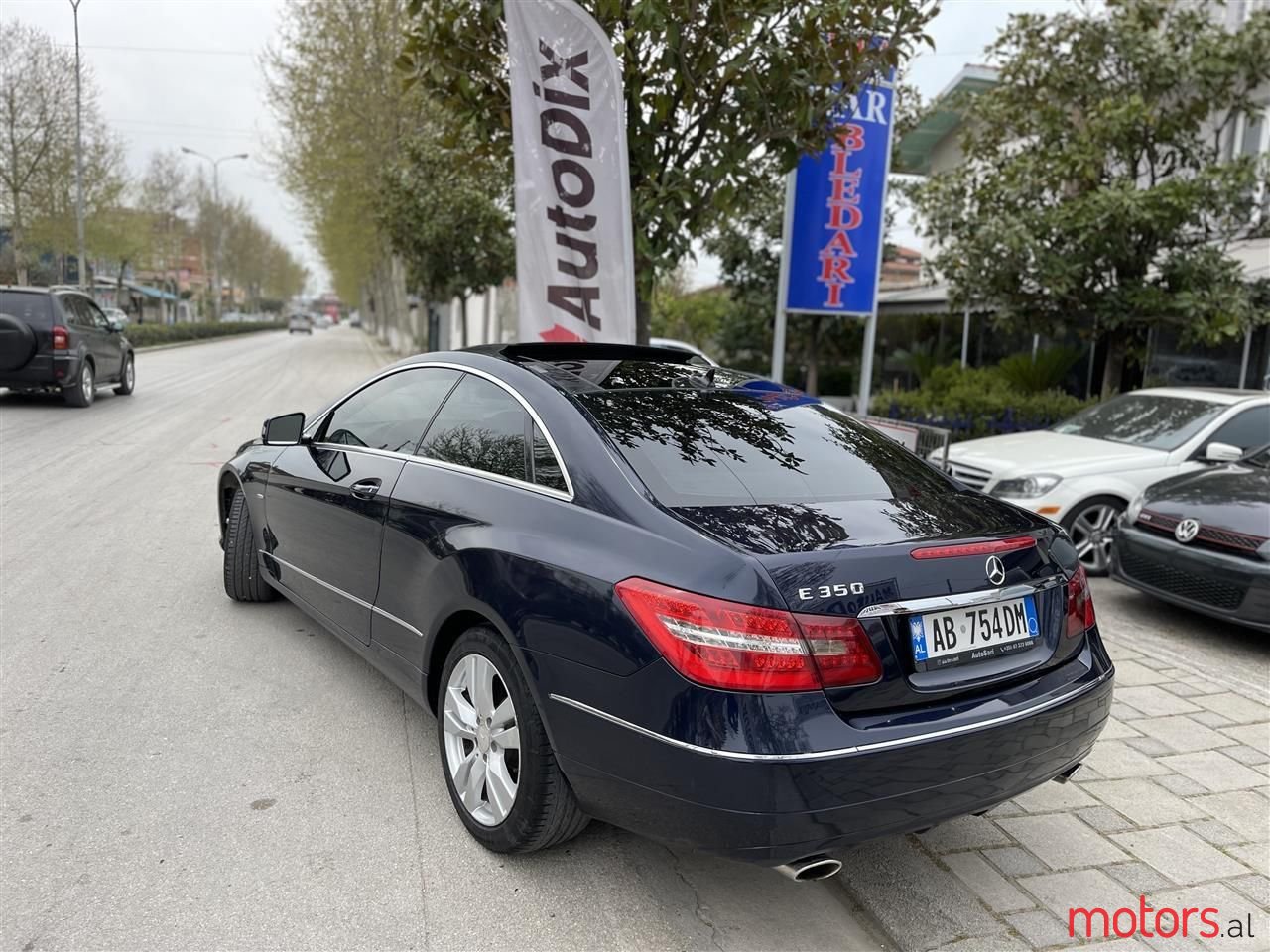 2012' Mercedes-Benz E 350 photo #3