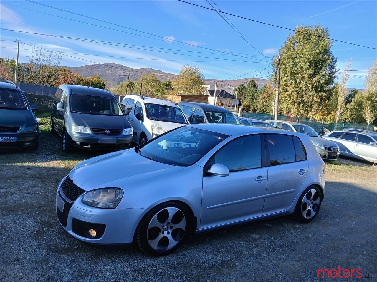 2007' Volkswagen Golf photo #1