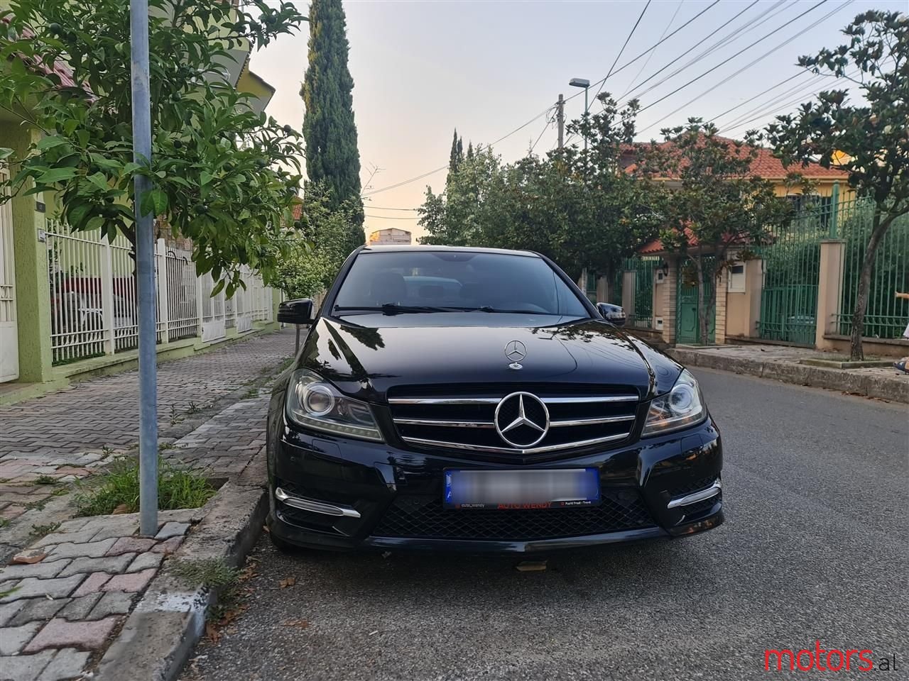 2011' Mercedes-Benz C 220 photo #4