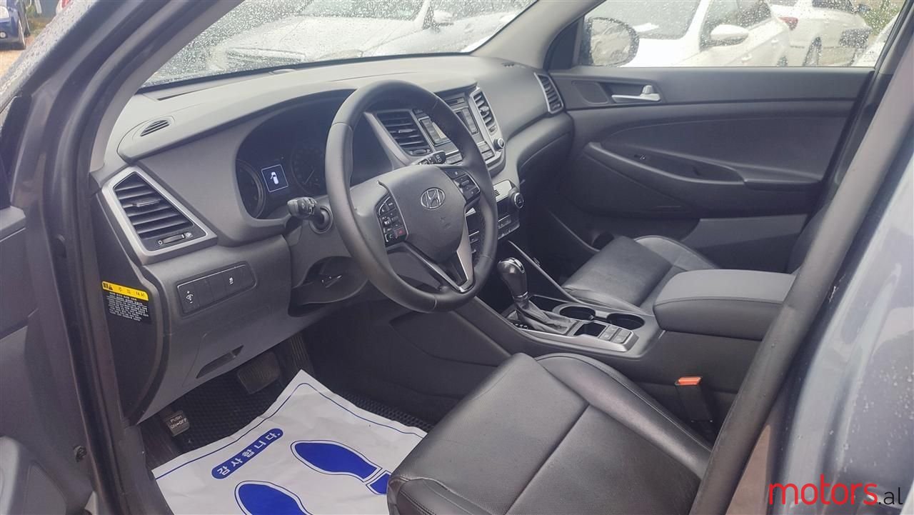 2015' Hyundai Tucson photo #6