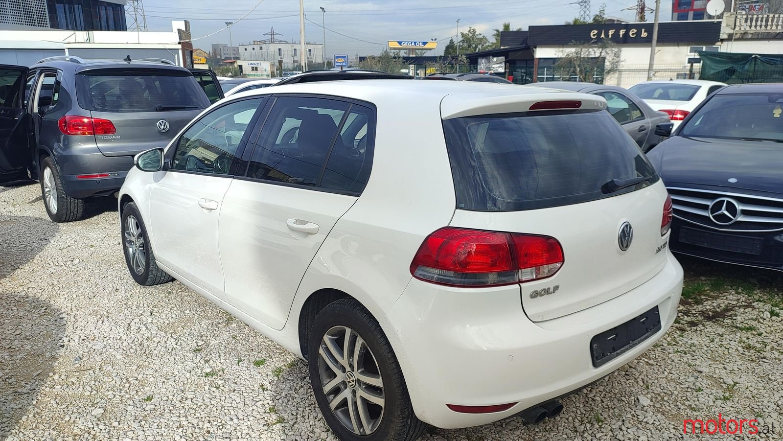 2012' Volkswagen Golf photo #3