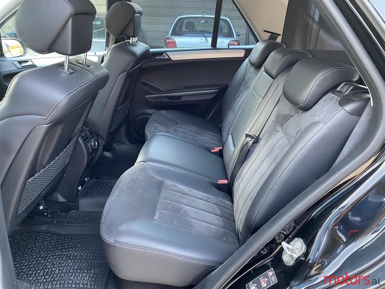 2007' Mercedes-Benz ML 320 photo #4