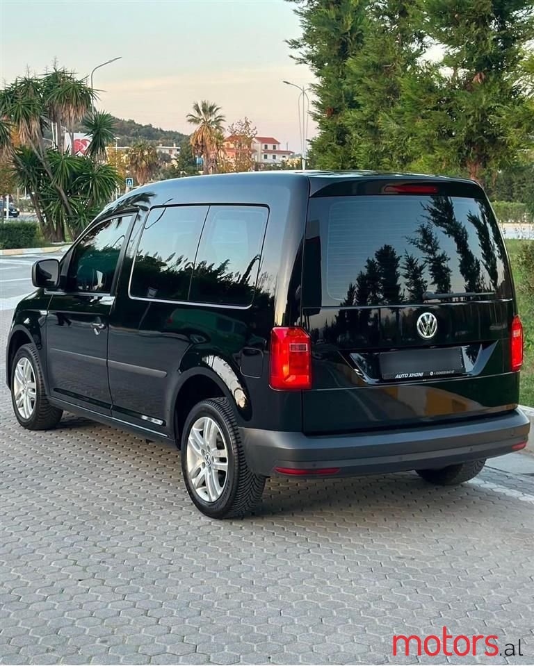 2016' Volkswagen Caddy photo #5
