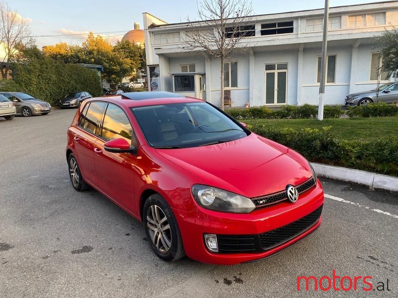 2012' Volkswagen Golf photo #5