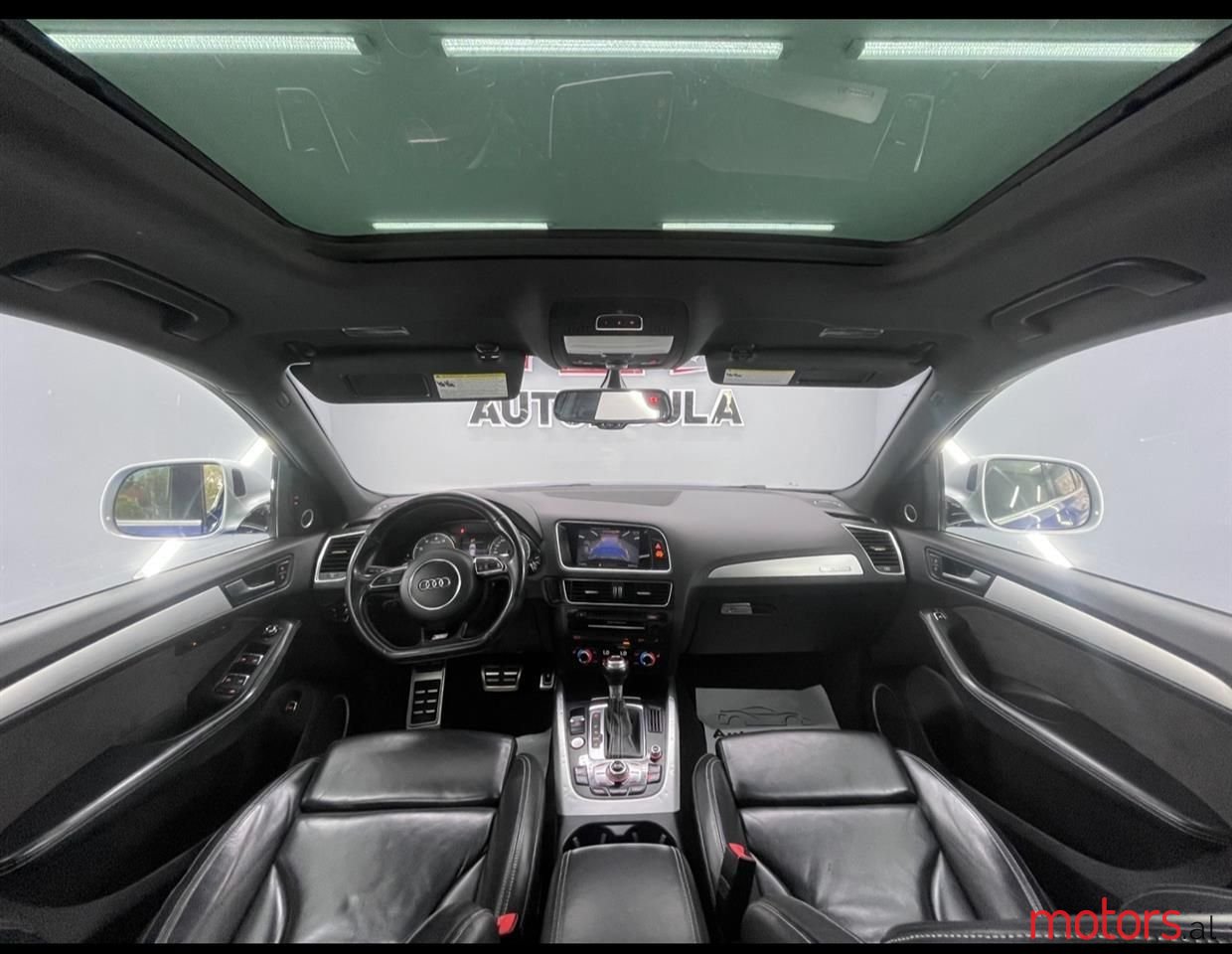 2016' Audi SQ5 photo #5