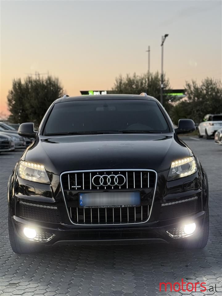 2011' Audi Q7 photo #2