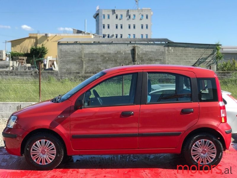 2005' Fiat Panda photo #2