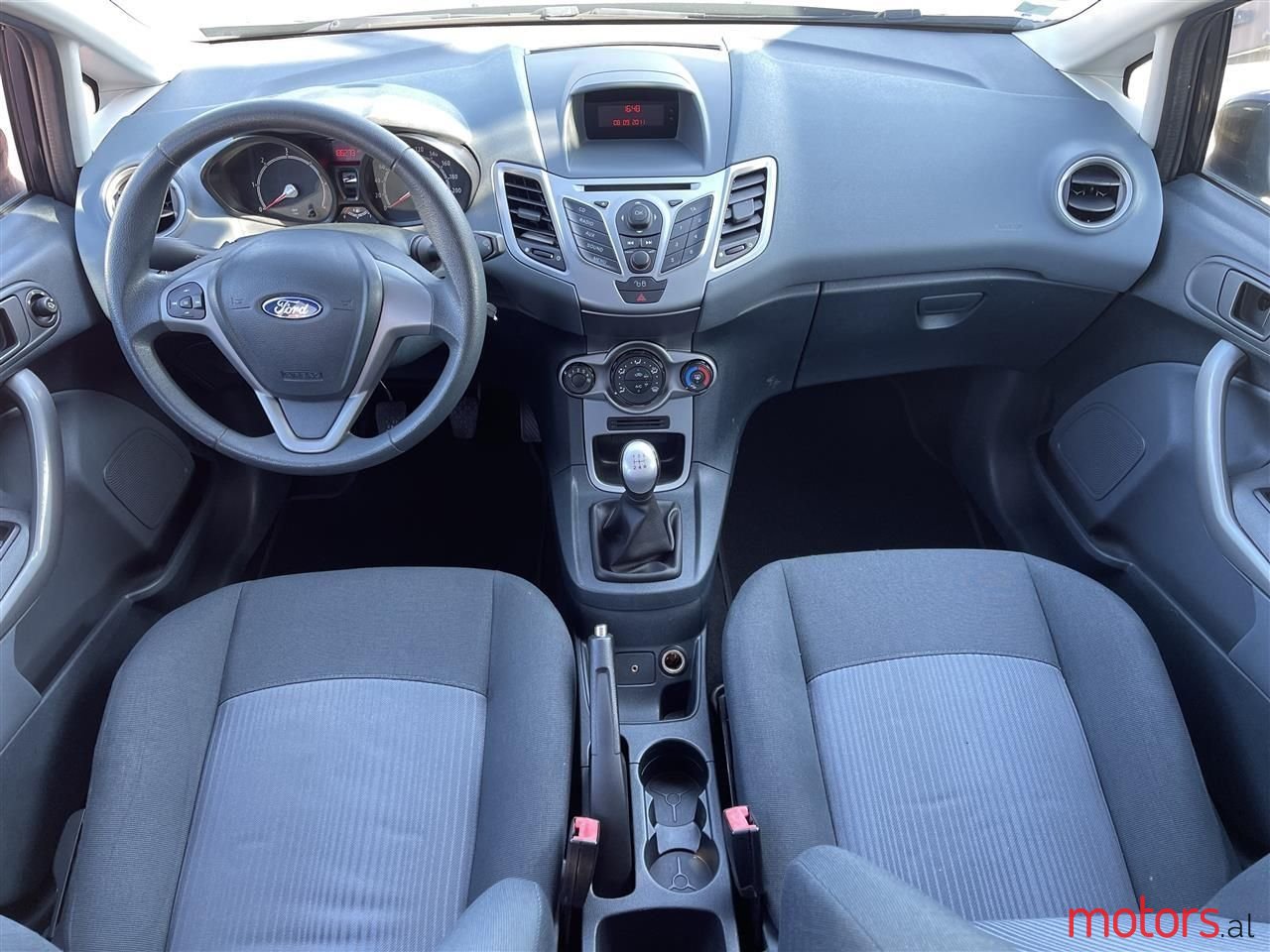 2009' Ford Fiesta photo #4