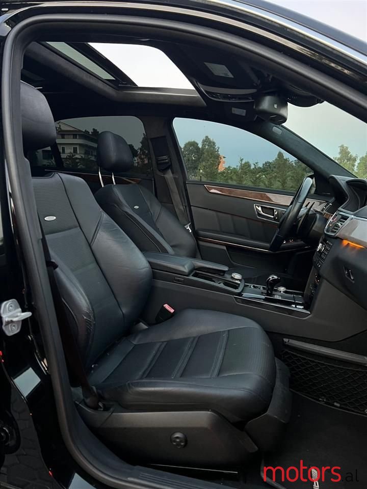 2011' Mercedes-Benz E 63 AMG photo #6