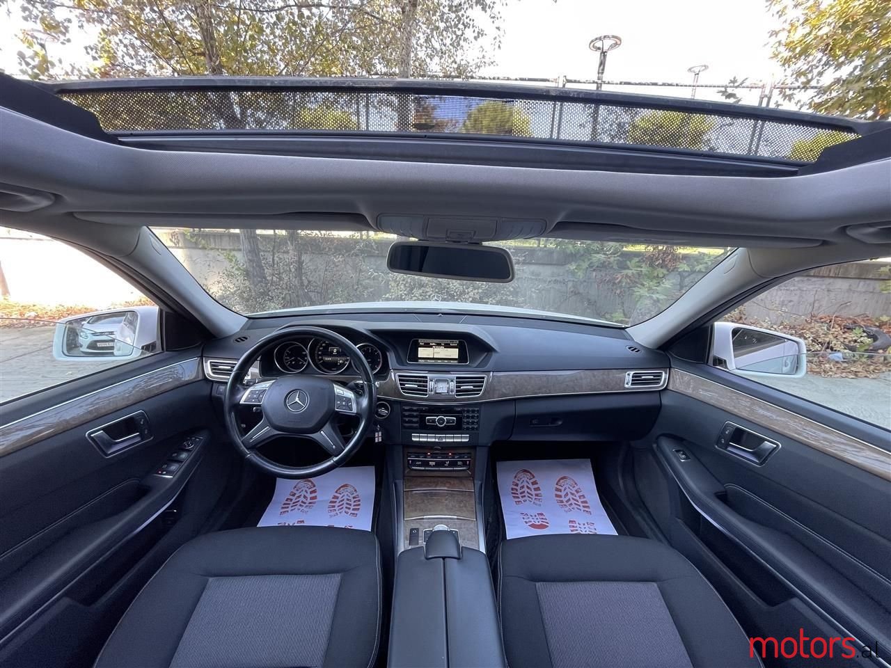 2014' Mercedes-Benz E 250 photo #5