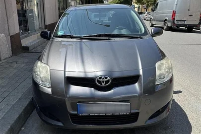 2008' Toyota Auris