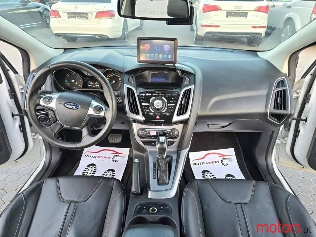 2013' Ford Focus photo #2