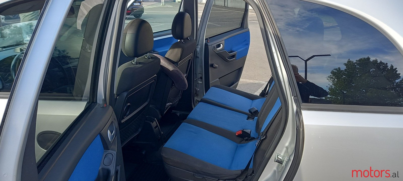 2004' Opel Meriva photo #2