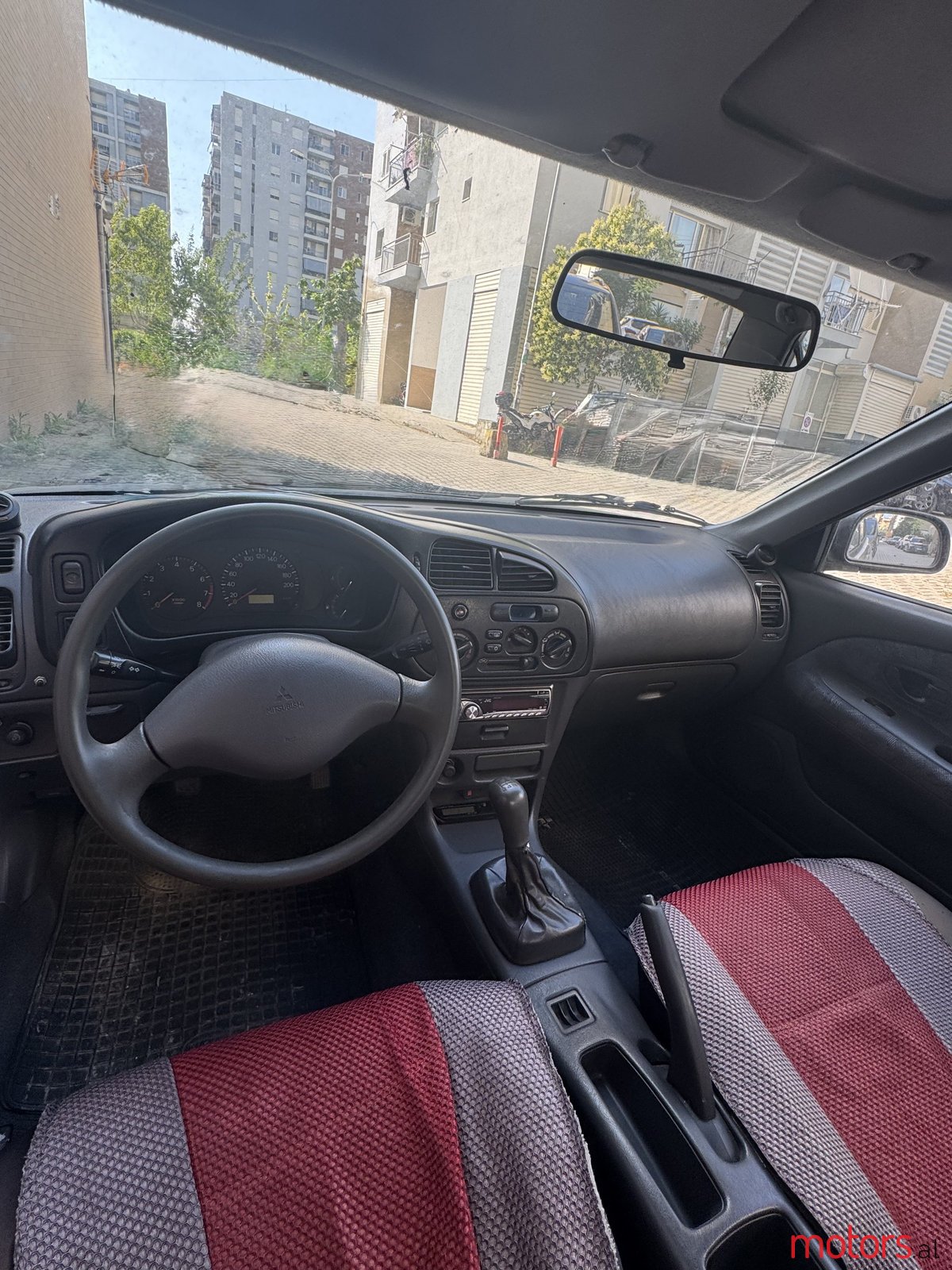 1998' Mitsubishi Lancer photo #4