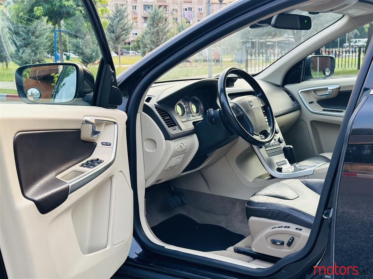 2011' Volvo Xc 60 photo #4