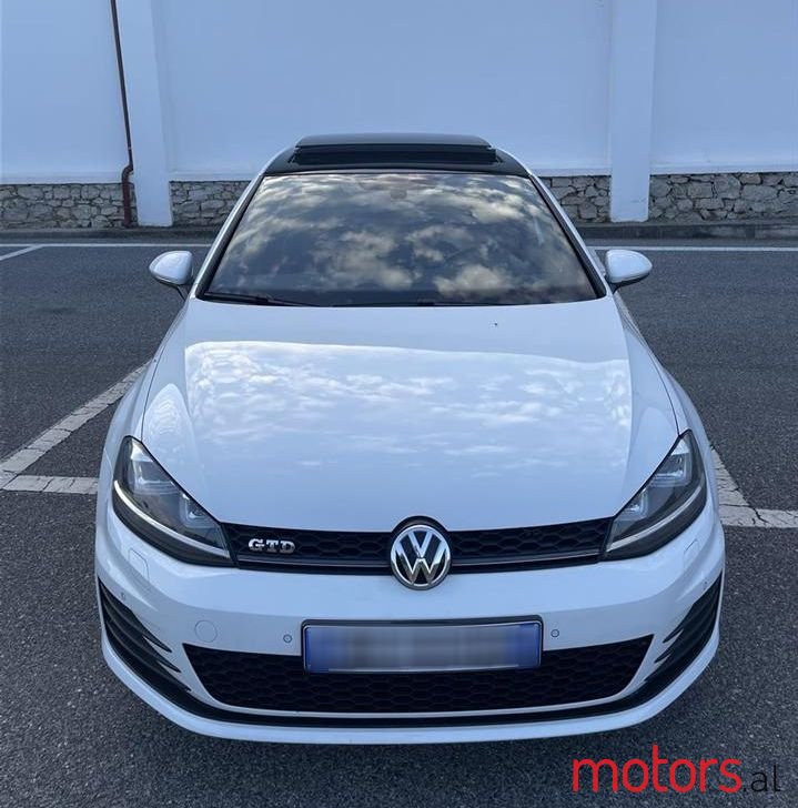 2014' Volkswagen Golf photo #3