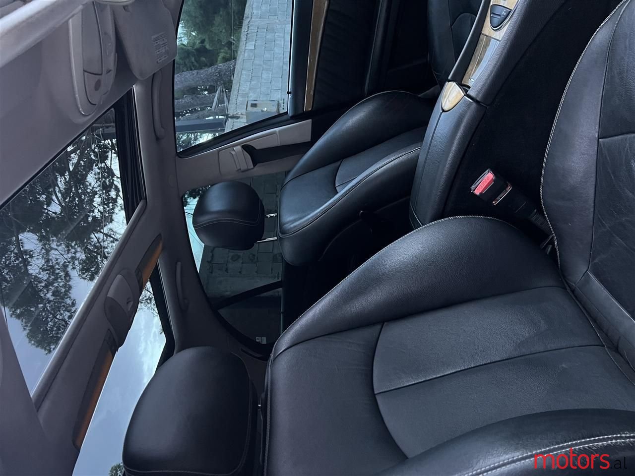 2008' Mercedes-Benz E 280 photo #6