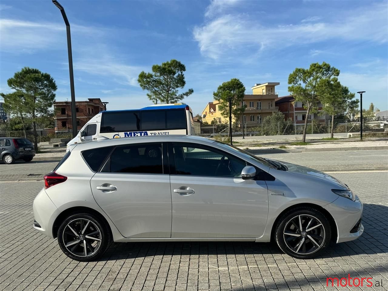 2018' Toyota Auris photo #2