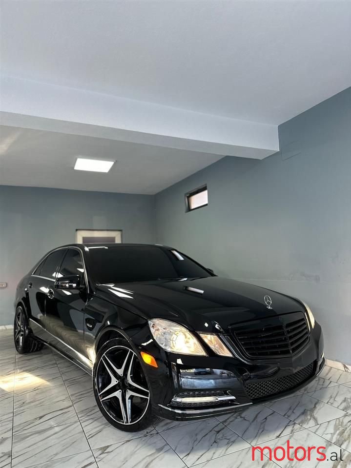 2012' Mercedes-Benz E 350 photo #3