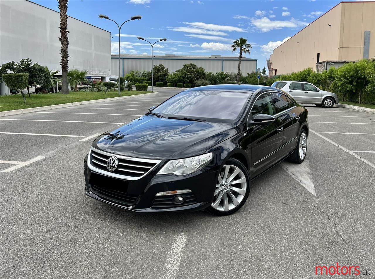 2009' Volkswagen Passat photo #1