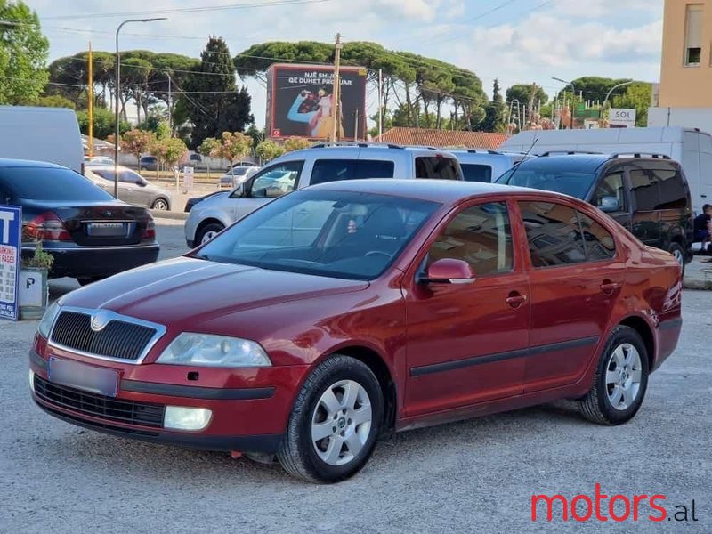 2005' Skoda Octavia photo #1