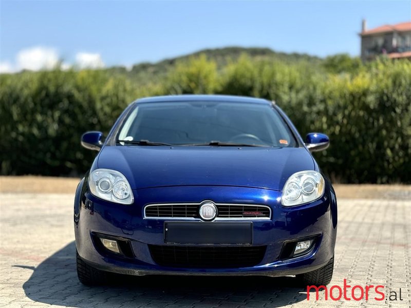 2011' Fiat Bravo photo #1