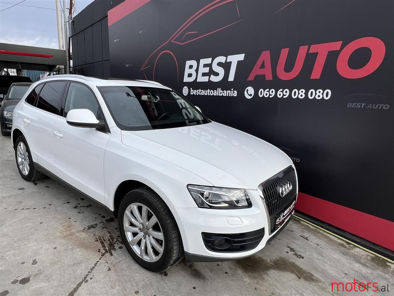 2010' Audi Q5 photo #3