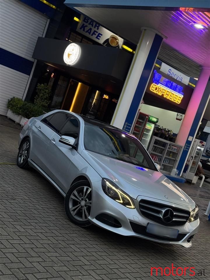 2014' Mercedes-Benz E 220 photo #1