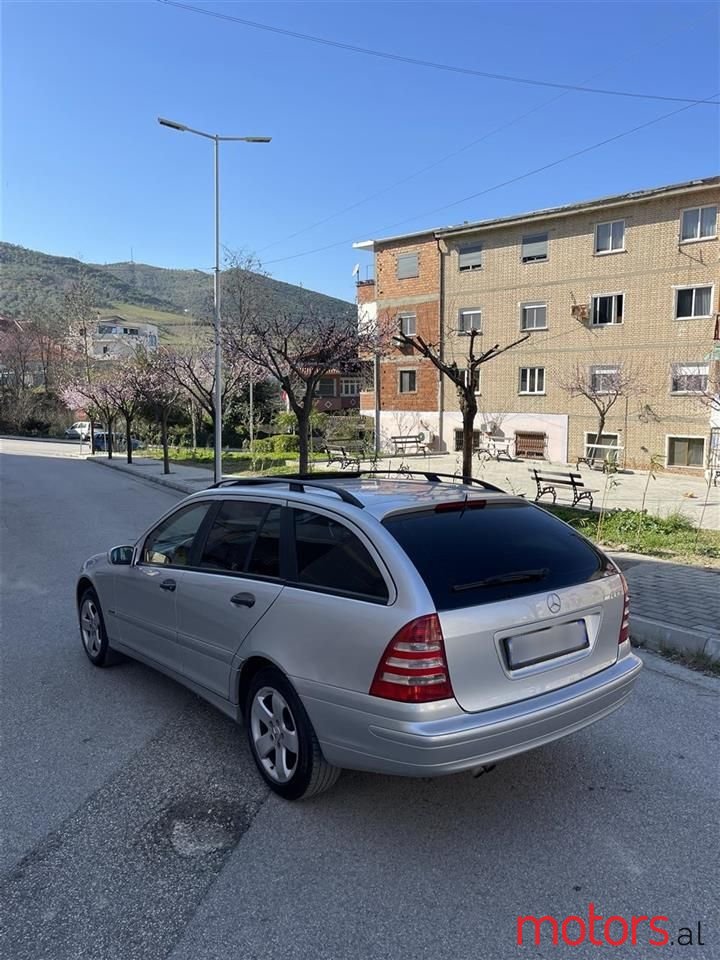 2005' Mercedes-Benz C 230 photo #2