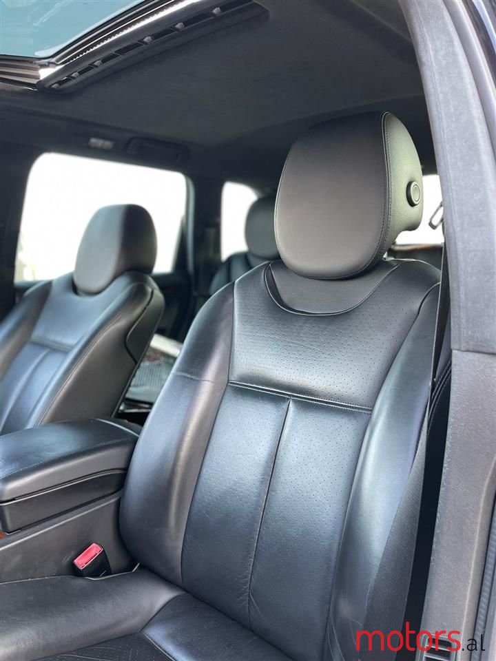 2009' Porsche Cayenne photo #5