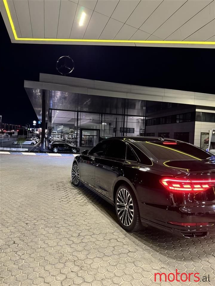 2018' Audi A8 photo #1