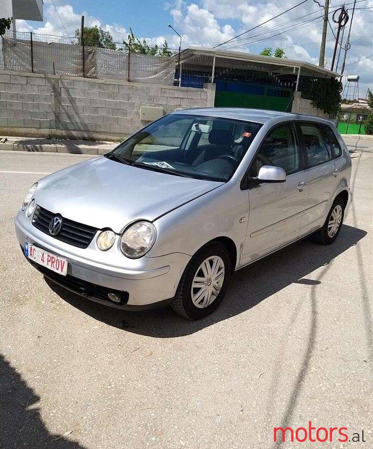 2004' Volkswagen Polo photo #1