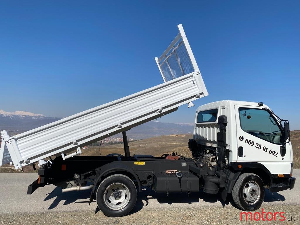 2005' Mitsubishi photo #1