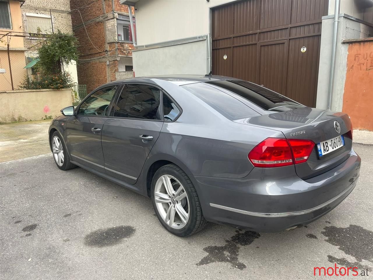 2012' Volkswagen Passat photo #3